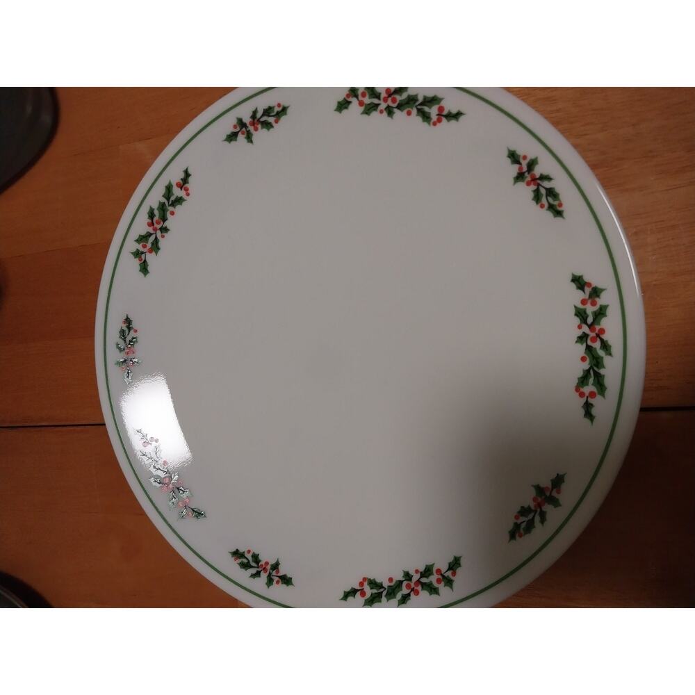 Set Of 4 Corelle By Corning Winter Holly Days Christmas Dinner Plates 10-1/4"